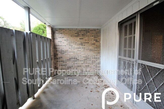 Foto del edificio - 7602 Hunt Club Rd