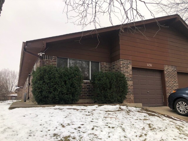 Building Photo - 1131 Fulton Dr
