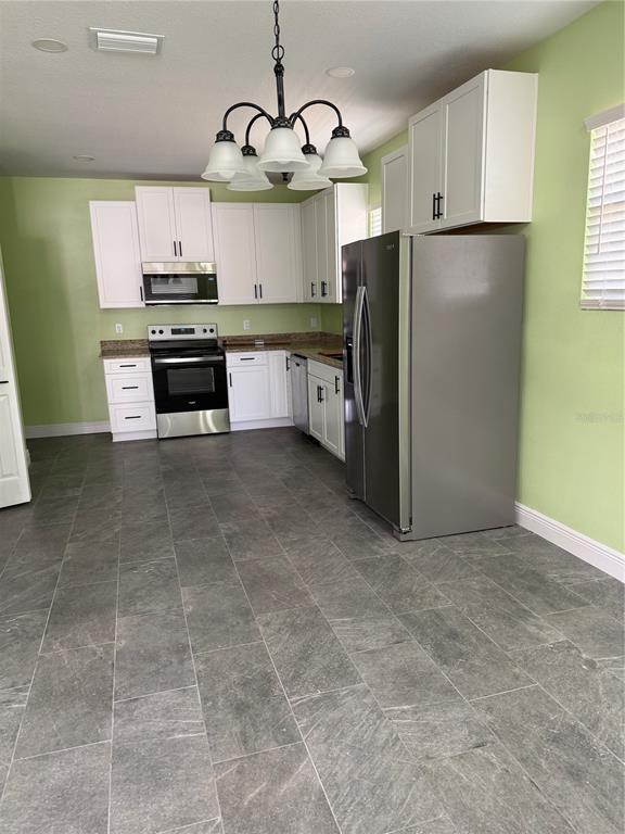 Foto del edificio - 1311 E River Cove St