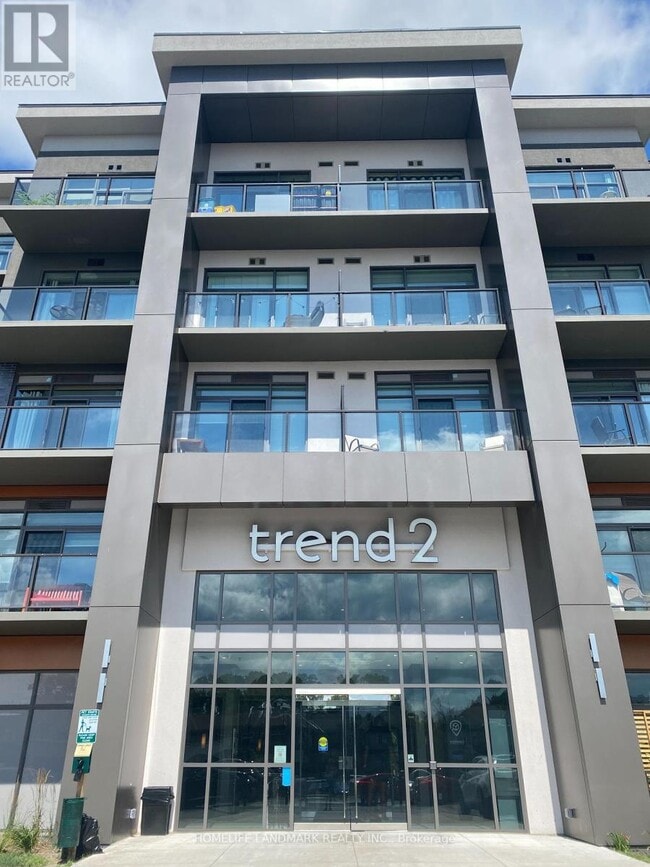 Building Photo - 460-1460 Dundas St E