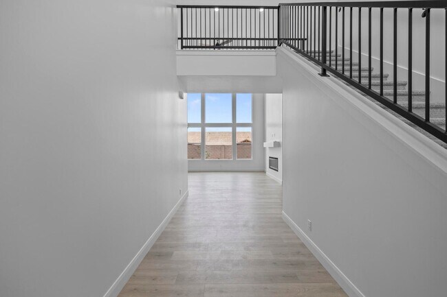 Foto del edificio - 646 Grn Mountain Dr