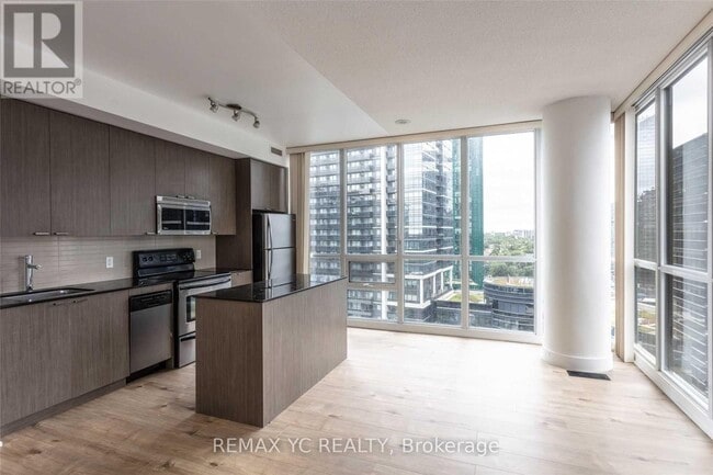 Building Photo - 23 Sheppard Ave E
