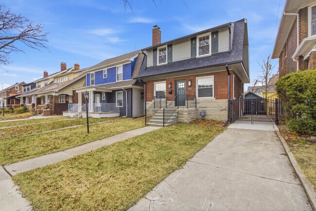 Foto del edificio - 7434 Woodrow Wilson St