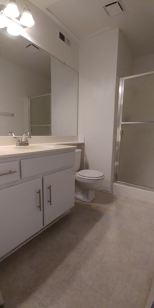 Segundo baño - 10 Abrigo