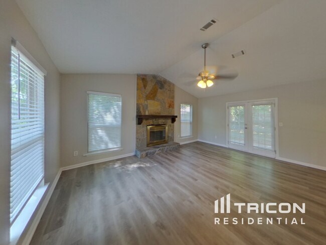 Foto del edificio - 2864 Wildflower Ln SW