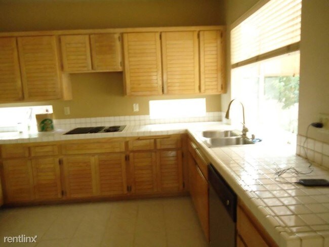 Foto del edificio - 4 br, 3 bath House - 14437 Seabridge Ln