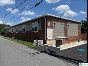 Building Photo - 330 Linden Ave