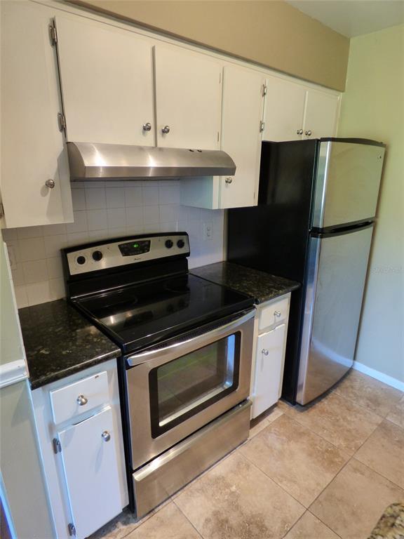 Foto del edificio - 6002 Peregrine Ave