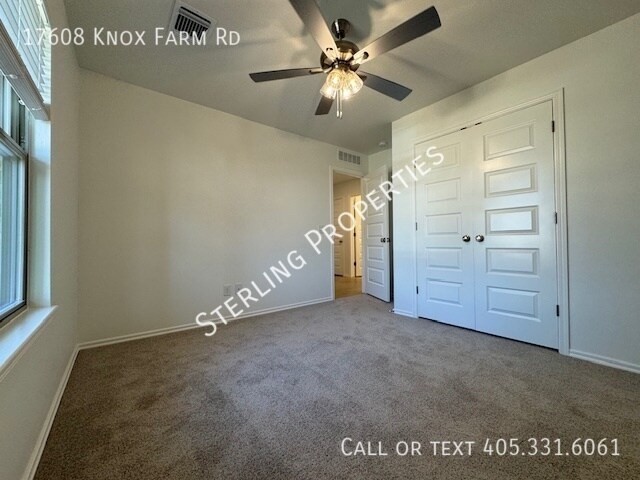 Foto del edificio - 17608 Knox Farm Rd