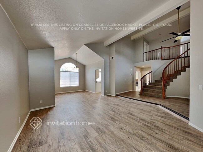 Foto del edificio - 26998 Prickley Pear Ct