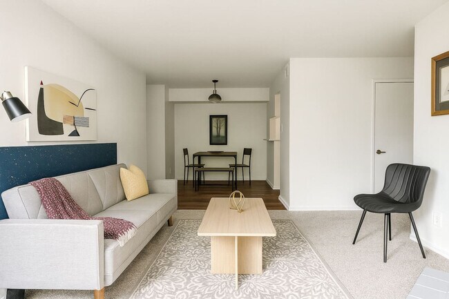 Foto del edificio - 1071 Clayton Ln