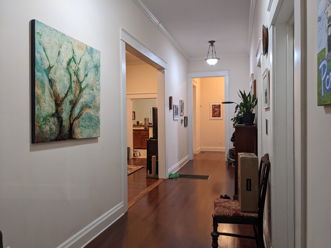 Primary Photo - 2419 Cherry St