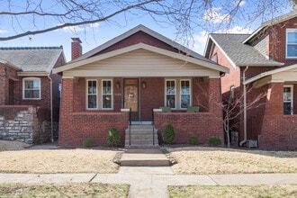 Building Photo - 5504 Itaska St