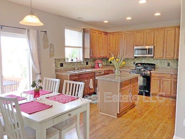 Building Photo - 3659 Desert Ridge Cir