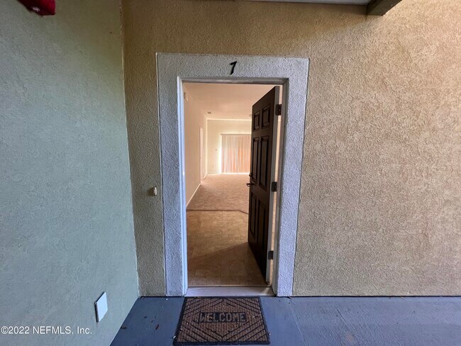 Foto del edificio - 3711 Kirkpatrick Cir