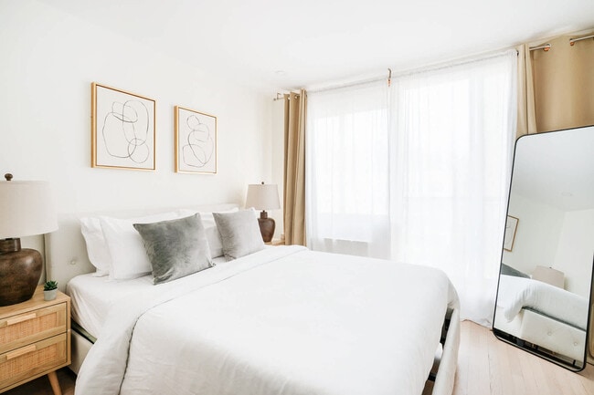 Foto del edificio - 244 E 75th St