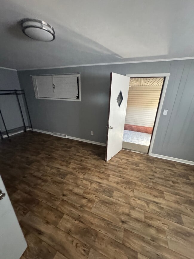 Building Photo - 6047 Suits Rd