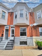 Building Photo - 2005 Mercy St