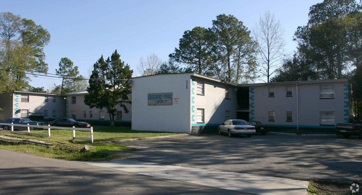 Building Photo - Kingsbury Apartments