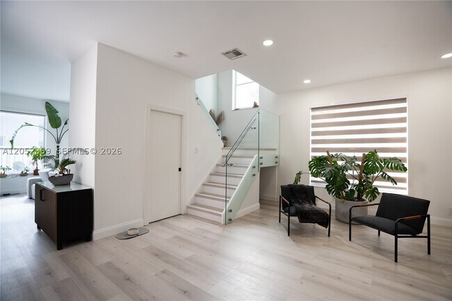 Foto del edificio - 17346 SW 21st St