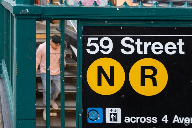 The subway keeps Sunset Park connected to the rest of New York.