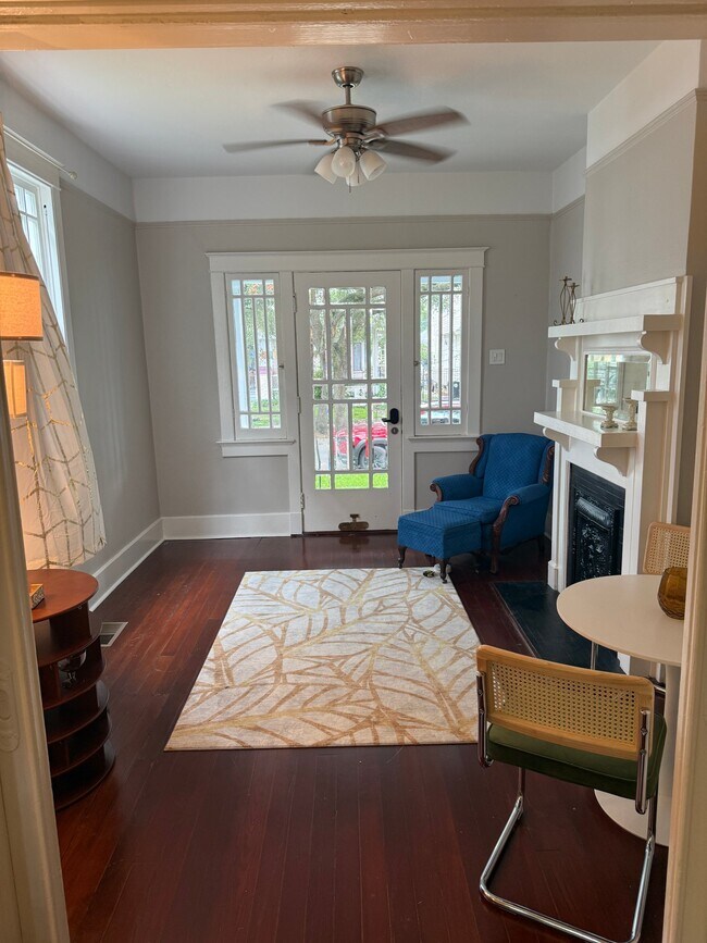 Foto del edificio - 7709 Sycamore St