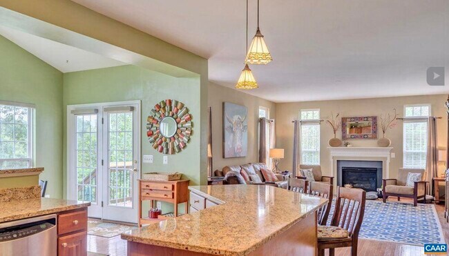 Foto del edificio - 5920 Nicolet Ct