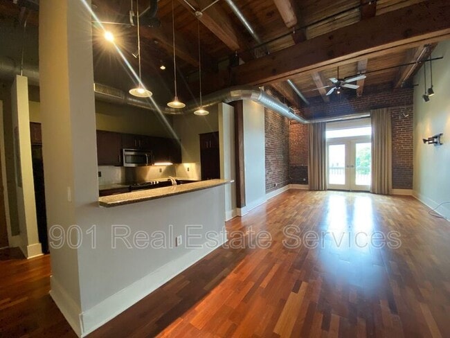 Photo - 420 S Front St Apartment