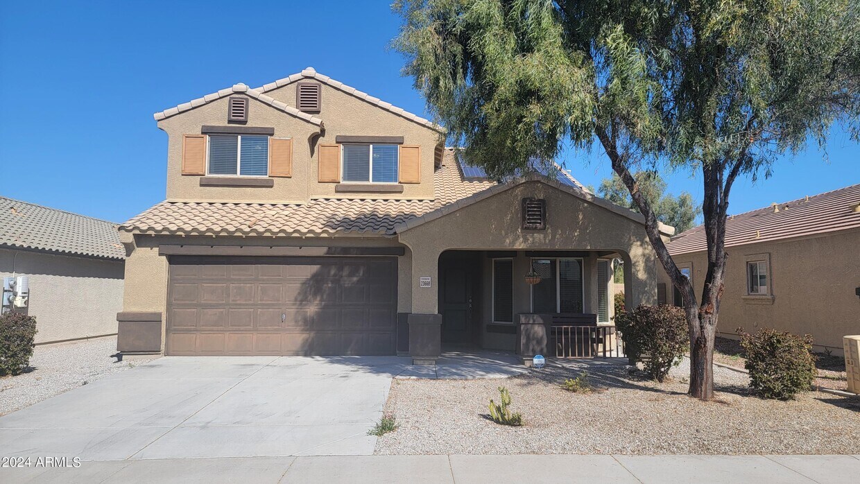 Foto principal - 23668 W Bloch Rd
