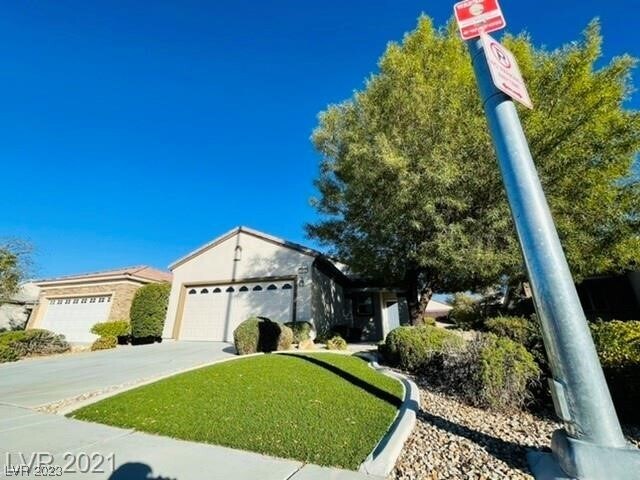 Foto principal - 3001 St Rose Pkwy