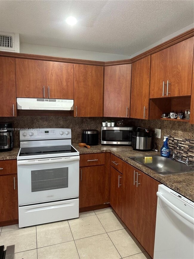 Foto del edificio - 10511 SW 108th Ave