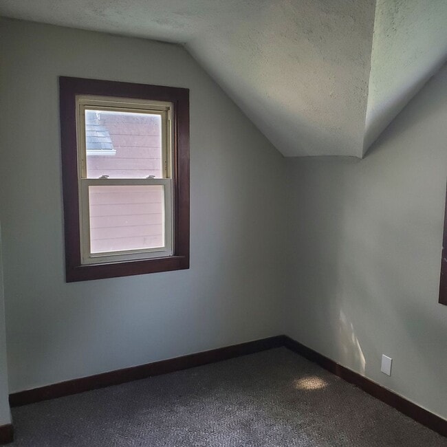 Building Photo - 3BDRM HOUSE FOR RENT
