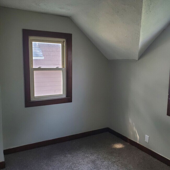 Foto del edificio - 3BDRM HOUSE FOR RENT