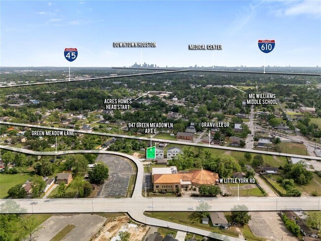 Foto del edificio - 947 Green Meadow Ln