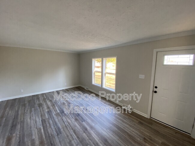 Foto del edificio - 10504 Benchmark Rd