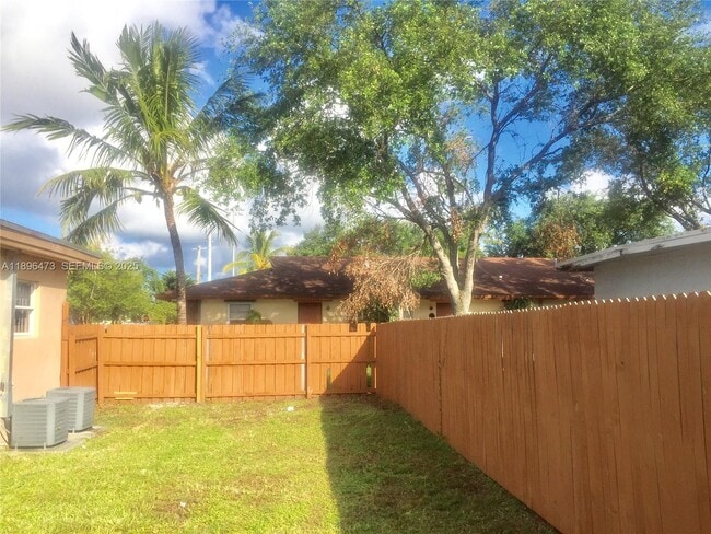 Foto del edificio - 825 NW 9th St