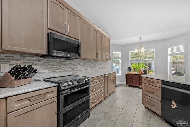 Foto del edificio - 7017 Brighton Oaks Blvd