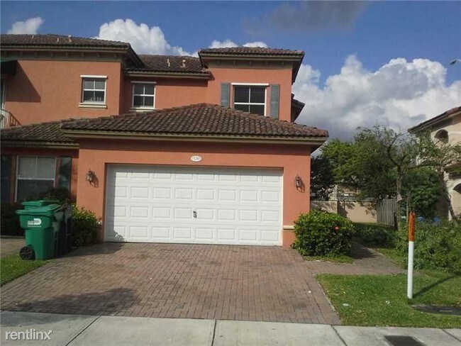 Building Photo - 15205 SW 88th St