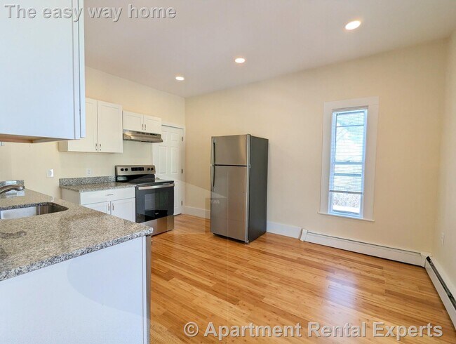 Foto del edificio - 19 Cameron Ave