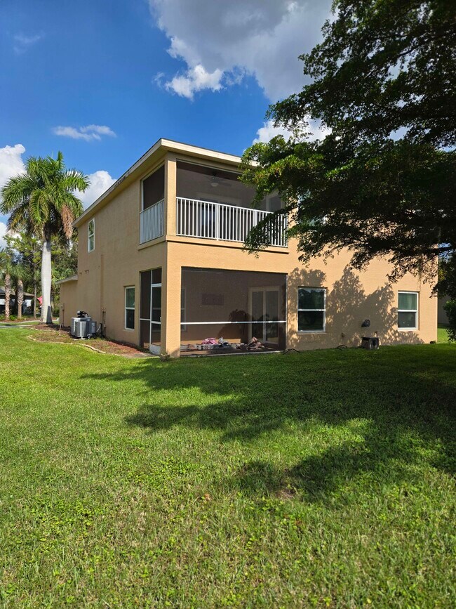 Building Photo - 13520 Cypress Head Dr