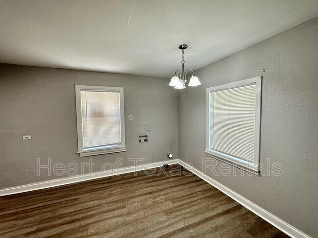 Foto del edificio - 1821 Live Oak Ave