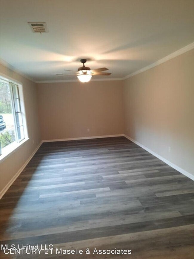 Building Photo - 4 br, 2 bath House - 1208 Cooper Road