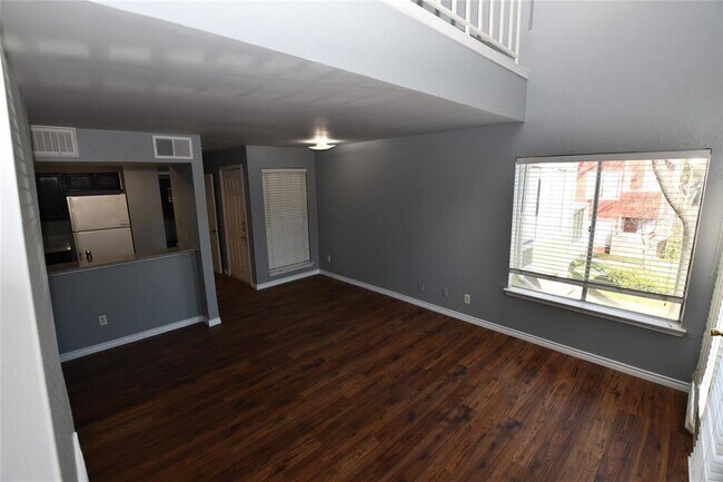 Foto del edificio - 9819 Walnut St