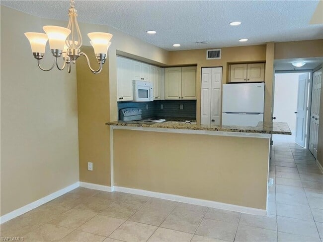 Building Photo - 1275 Wildwood Lakes Blvd