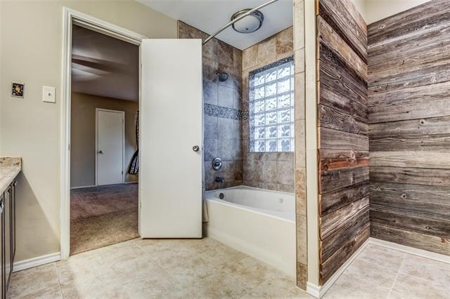 Building Photo - 8233 Mark Ln