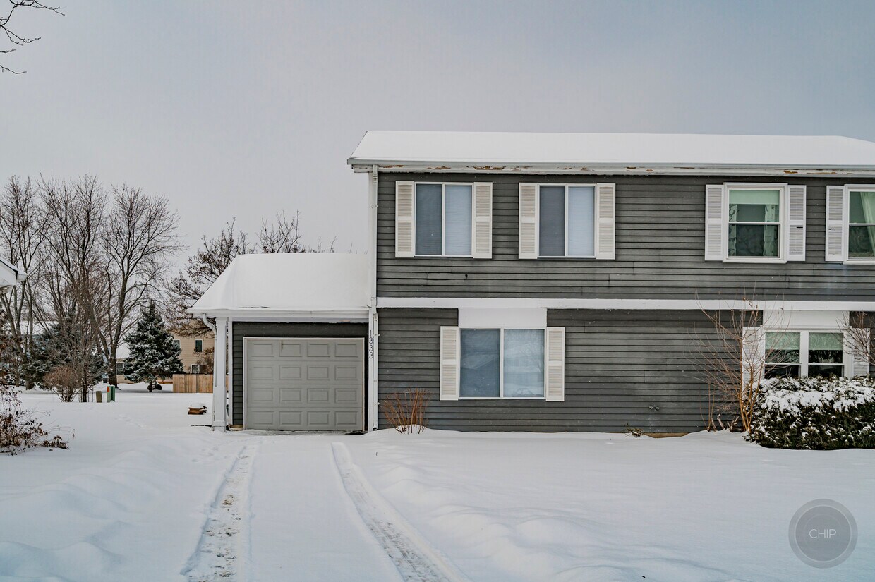 Primary Photo - 1333 Andover Dr
