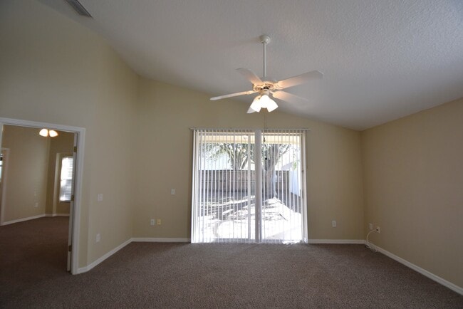 Building Photo - 6939 Crown Lake Dr