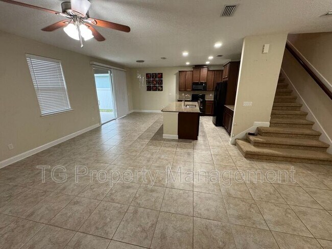 Foto del edificio - 14420 Serenoa Dr