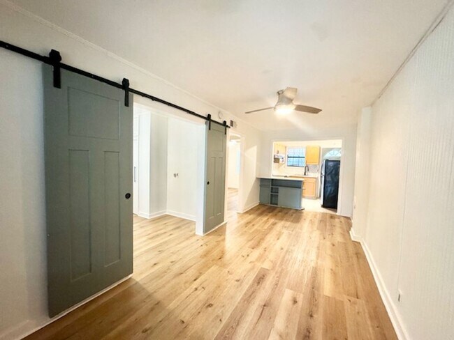 Foto del edificio - 324 Lincoln Ave