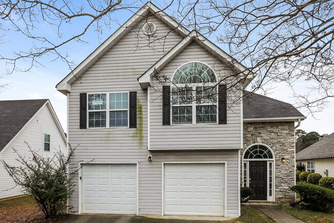 Building Photo - 2025 Registry Dr